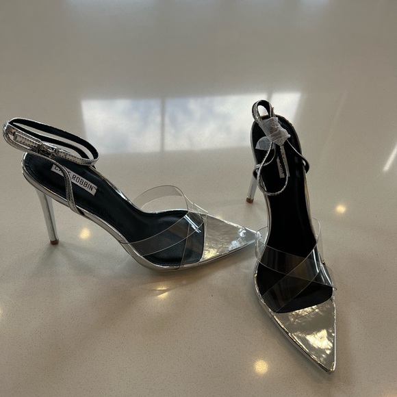 Silver transparent heels Brand new in the box! Size 10 - Picture 1 of 1